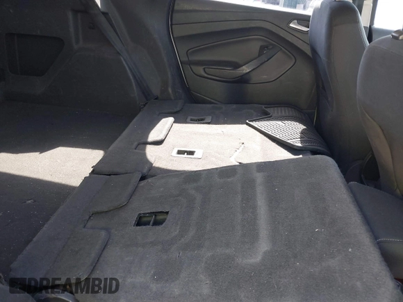 2013 Ford Escape SE with VIN 1FMCU9GX0DUD93680, listed as a IAAI auction lot 41792386 with 262,671 mi miles and . Bid and sale history available at DreamBid. Image 8.