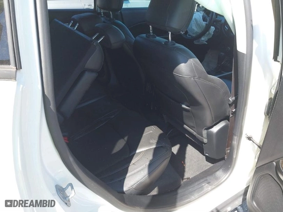 2018 Jeep Compass Latitude with VIN 3C4NJCBB3JT186592, listed as a IAAI auction lot 41776485 with 85,107 mi miles. Bid and sale history available at carsss.com. Image 8.