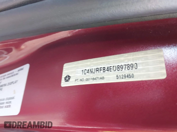 2014 Jeep Patriot Latitude with VIN 1C4NJRFB4ED897890, listed as a IAAI auction lot 41978399 with 76,688 mi miles. Bid and sale history available at carsss.com. Image 9.