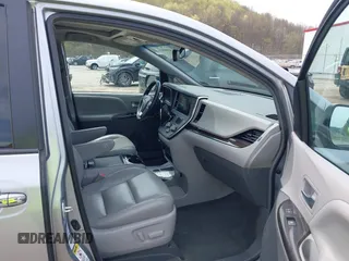 2017 Toyota Sienna XLE with VIN 5TDDZ3DC4HS164017, listed as a IAAI auction lot 41983055 with 90,702 mi miles and . Bid and sale history available at DreamBid. Image 5.