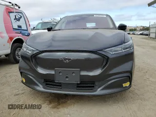 2022 Ford Mustang Mach-E Premium with VIN 3FMTK3SU5NMA30121, listed as a Copart auction lot 58409445 with 28,377 mi miles and Salvage title. Bid and sale history available at DreamBid. Image 5.