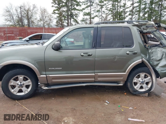 2004 Ford Explorer Eddie Bauer z VIN 1FMZU74WX4UA54743, wystawiony jako IAAI lot #41190762 z przebiegiem 168 093 mil mil oraz . Historia ofert i sprzedaży dostępna na DreamBid. Obrazek 14.
