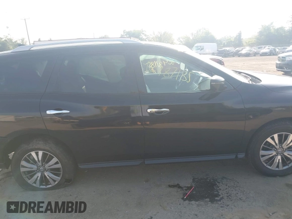 2019 Nissan Pathfinder Platinum with VIN 5N1DR2MM6KC627265, listed as a IAAI auction lot 42487185 with 110,727 mi miles and . Bid and sale history available at DreamBid. Image 13.
