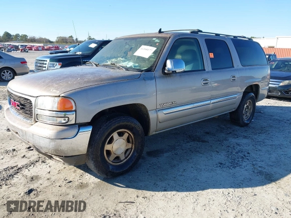 2006 GMC Yukon XL SLT with VIN 1GKFK16ZX6J174519, listed as a IAAI auction lot 41268177 with 243,046 mi miles. Bid and sale history available at carsss.com. Image 2.