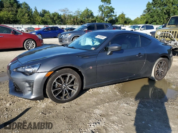 2020 Toyota 86 with VIN JF1ZNAA10L8752976, listed as a Copart auction lot 74208594 with 0 mi miles and Salvage Title. Bid and sale history available at carsss.com. Image 1.