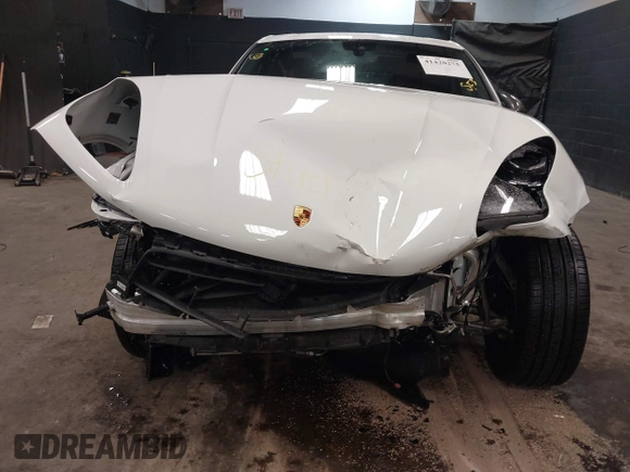 2024 Porsche Macan with VIN WP1AA2A59RLB10479, listed as a IAAI auction lot 41420275 with 6,897 mi miles and . Bid and sale history available at DreamBid. Image 6.