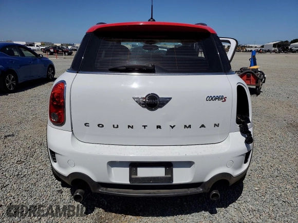 2013 MINI Countryman S ALL4 z VIN WMWZC5C56DWM16296, wystawiony jako Copart lot #56985615 z przebiegiem 63 858 mil mil oraz Szkoda całkowita • Salvage title. Historia ofert i sprzedaży dostępna na DreamBid. Obrazek 6.