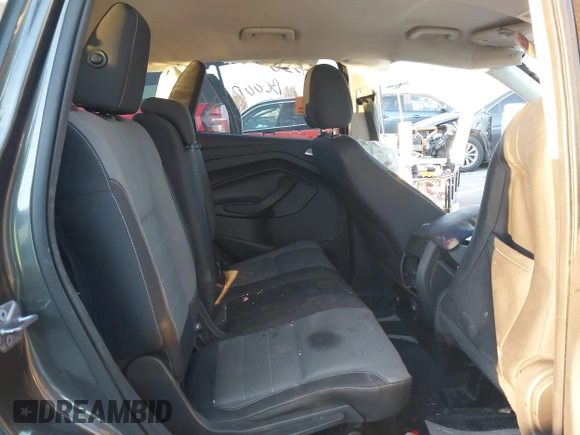 2016 Ford Escape SE with VIN 1FMCU9GX5GUB76100, listed as a IAAI auction lot 41079009 with 1 mi miles. Bid and sale history available at carsss.com. Image 8.