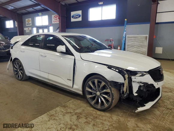 2022 Cadillac CT4-V with VIN 1G6DH5RL5N0115708, listed as a Copart auction lot 47453785 with 47,152 mi miles and Clean Title. Bid and sale history available at carsss.com. Image 4.