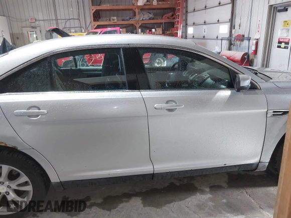 2010 Ford Taurus SEL with VIN 1FAHP2EWXAG130227, listed as a IAAI auction lot 42067629 with 262,285 mi miles and . Bid and sale history available at carsss.com. Image 13.