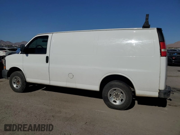 2013 Chevrolet Express Cargo с VIN 1GCWGFBA2D1115617, выставлен на аукционе Copart как лот 61756645 с пробегом 302 668 миль миль и Списание • Salvage title. История ставок и продаж доступна на DreamBid. Изображение 2.