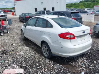 2013 Ford Fiesta S с VIN 3FADP4AJ6DM164759, выставлен на аукционе IAAI как лот 42160809 с пробегом 155 083 миль миль и . История ставок и продаж доступна на DreamBid. Изображение 3.