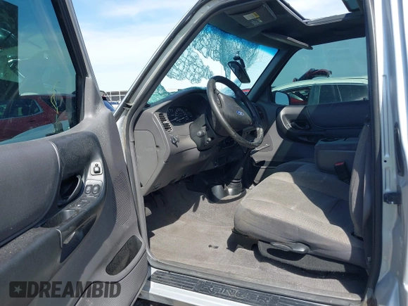 2002 Ford Ranger XL Fleet with VIN 1FTZR45E22PA62597, listed as a IAAI auction lot 41981964 with 120,038 mi miles. Bid and sale history available at carsss.com. Image 5.