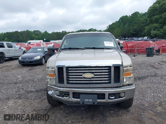 2010 Ford F-250 XL z VIN 1FTSW2AR4AEB11767, wystawiony jako IAAI lot #42490922 z przebiegiem 258 343 mil mil oraz . Historia ofert i sprzedaży dostępna na DreamBid. Obrazek 12.