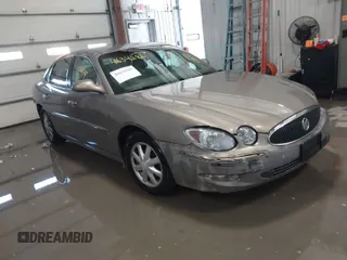 2006 Buick LaCrosse CXL with VIN 2G4WD582361252254, listed as a IAAI auction lot 41634280 with 196,424 mi miles. Bid and sale history available at carsss.com. Image 1.
