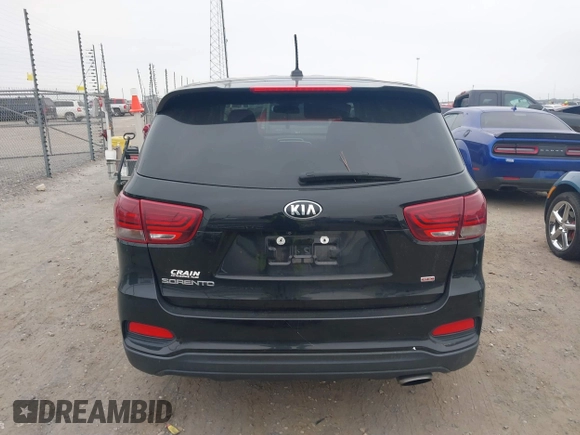 2019 Kia Sorento LX with VIN 5XYPG4A34KG579484, listed as a IAAI auction lot 40971250 with 142,327 mi miles. Bid and sale history available at carsss.com. Image 16.