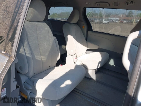 2011 Toyota Sienna LE with VIN 5TDJK3DC9BS012944, listed as a IAAI auction lot 42106998 with 108,700 mi miles. Bid and sale history available at carsss.com. Image 8.