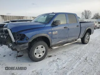 2018 Ram 2500 Tradesman z VIN 3C6UR5CJ2JG403362, wystawiony jako Copart lot #88800505 z przebiegiem 137 317 mil mil oraz Szkoda całkowita • Salvage title. Historia ofert i sprzedaży dostępna na DreamBid. Obrazek 1.
