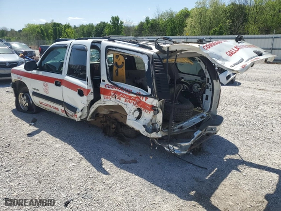 2001 Chevrolet Tahoe LS with VIN 1GNEK13TX1J213584, listed as a Copart auction lot 52725075 with 177,846 mi miles and Salvage Title. Bid and sale history available at carsss.com. Image 2.