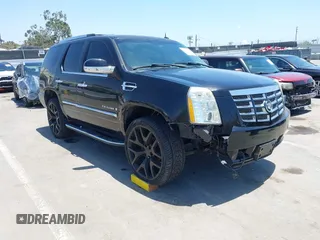 2007 Cadillac Escalade with VIN 1GYFK63817R233975, listed as a IAAI auction lot 42550988 with 202,411 mi miles and . Bid and sale history available at DreamBid. Image 1.