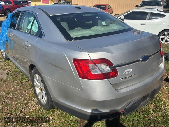 2011 Ford Taurus SEL with VIN 1FAHP2EW3BG188438, listed as a Copart auction lot 43973075 with Not Provided miles and Salvage Title. Bid and sale history available at DreamBid. Image 3.