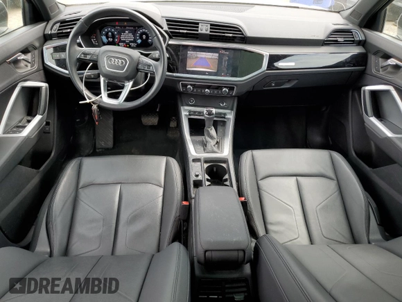 2022 Audi Q3 Premium z VIN WA1AECF3XN1111174, wystawiony jako Copart lot #54718895 z przebiegiem 48 291 mil mil oraz Szkoda całkowita • Salvage title. Historia ofert i sprzedaży dostępna na DreamBid. Obrazek 8.