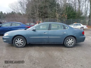 2007 Buick LaCrosse CX with VIN 2G4WC582071158465, listed as a IAAI auction lot 41960026 with 169,248 mi miles. Bid and sale history available at carsss.com. Image 12.