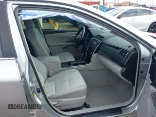 2015 Toyota Camry XLE with VIN 4T1BF1FK1FU475840, listed as a IAAI auction lot 41916282 with 104,881 mi miles. Bid and sale history available at carsss.com. Image 5.