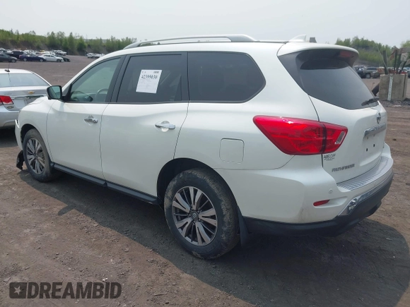 2019 Nissan Pathfinder SV z VIN 5N1DR2MM5KC615110, wystawiony jako IAAI lot #42399030 z przebiegiem 129 844 mil mil oraz . Historia ofert i sprzedaży dostępna na DreamBid. Obrazek 3.