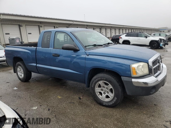 2005 Dodge Dakota SLT with VIN 1D7HE42K85S149686, listed as a Copart auction lot 44720795 with 113,369 mi miles and Salvage Title. Bid and sale history available at carsss.com. Image 4.
