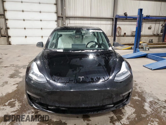 2019 Tesla Model 3 Mid Range with VIN 5YJ3E1EA9KF415439, listed as a Copart auction lot 50301445 with 139,099 mi miles and Salvage Title. Bid and sale history available at DreamBid. Image 5.