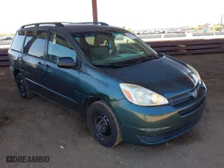 2004 Toyota Sienna CE with VIN 5TDZA23C24S117054, listed as a IAAI auction lot 42034834 with 184,580 mi miles. Bid and sale history available at carsss.com. Image 1.