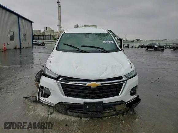 2023 Chevrolet Traverse LS z VIN 1GNERFKW3PJ343638, wystawiony jako Copart lot #57593185 z przebiegiem 20 270 mil mil oraz Szkoda całkowita • Salvage title. Historia ofert i sprzedaży dostępna na DreamBid. Obrazek 15.