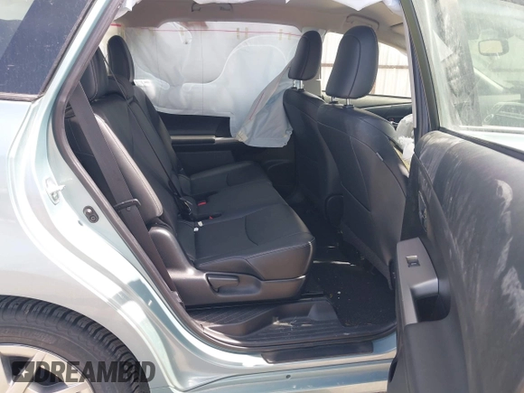 2017 Toyota Prius Two with VIN JTDZN3EU3HJ073987, listed as a IAAI auction lot 41962458 with 84,464 mi miles and . Bid and sale history available at DreamBid. Image 8.