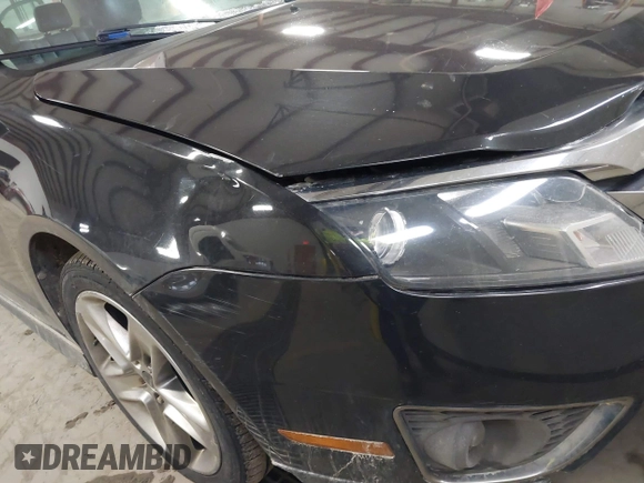 2012 Ford Fusion SPORT with VIN 3FAHP0DC9CR384812, listed as a IAAI auction lot 41506693 with 169,545 mi miles. Bid and sale history available at carsss.com. Image 6.