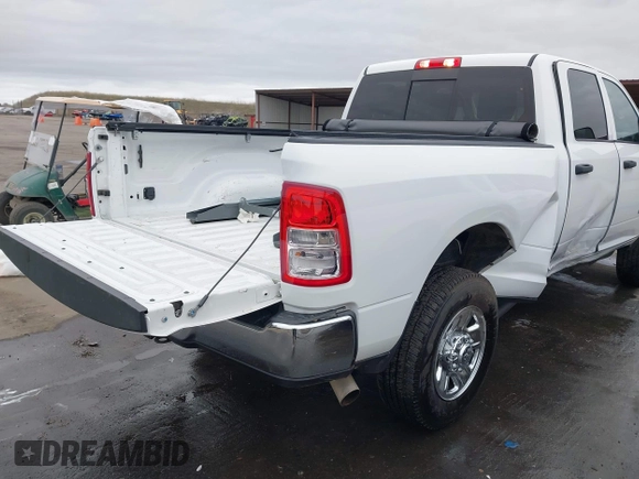 2020 Ram 2500 Tradesman with VIN 3C6UR5CL8LG189305, listed as a IAAI auction lot 41196823 with 35,248 mi miles. Bid and sale history available at carsss.com. Image 4.
