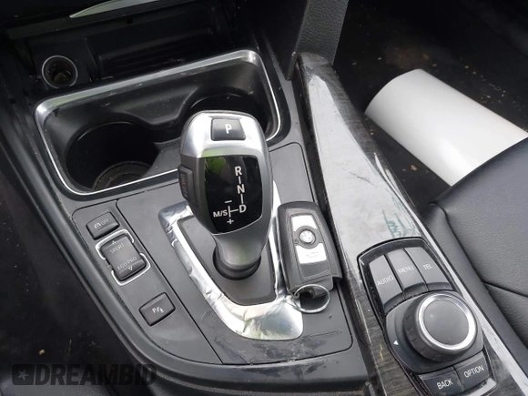 2015 BMW 3 Series 328i с VIN WBA3C1C57FK120258, выставлен на аукционе IAAI как лот 42425656 с пробегом 99 162 миль миль и . История ставок и продаж доступна на DreamBid. Изображение 11.