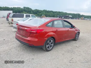 2018 Ford Focus SE с VIN 1FADP3F23JL264293, выставлен на аукционе IAAI как лот 42674689 с пробегом 177 127 миль миль и . История ставок и продаж доступна на DreamBid. Изображение 4.