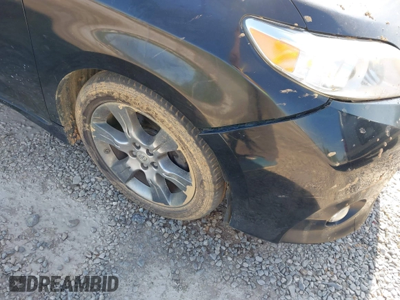 2011 Toyota Sienna SE with VIN 5TDXK3DC0BS045860, listed as a IAAI auction lot 42120173 with 285,091 mi miles and . Bid and sale history available at DreamBid. Image 6.