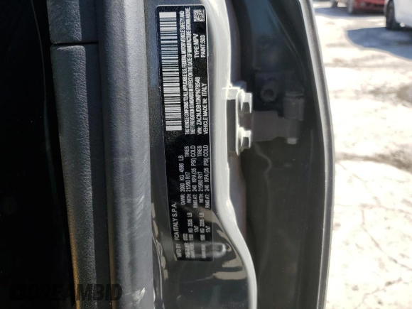 2022 Jeep Renegade Latitude with VIN ZACNJDB10NPN78548, listed as a Copart auction lot 47062755 with 46,157 mi miles and Salvage title. Bid and sale history available at DreamBid. Image 13.