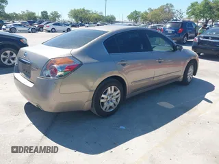 2012 Nissan Altima S with VIN 1N4AL2AP0CC220637, listed as a IAAI auction lot 41842522 with 132,622 mi miles and . Bid and sale history available at carsss.com. Image 4.