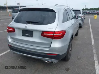 2019 Mercedes-Benz GLC 300 z VIN WDC0G4KB7KF626348, wystawiony jako IAAI lot #42356795 z przebiegiem 56 610 mil mil oraz . Historia ofert i sprzedaży dostępna na DreamBid. Obrazek 4.