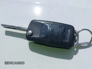 2008 Volkswagen Rabbit S z VIN WVWDA71K08W181195, wystawiony jako IAAI lot #42382351 z przebiegiem 212 586 mil mil oraz . Historia ofert i sprzedaży dostępna na DreamBid. Obrazek 11.