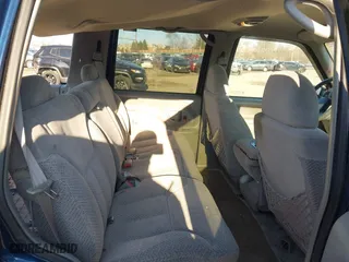 1998 Chevrolet Tahoe with VIN 1GNEK13R4WJ371916, listed as a IAAI auction lot 41689311 with 120,749 mi miles. Bid and sale history available at carsss.com. Image 8.
