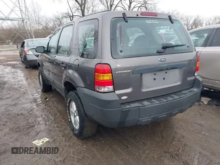 2006 Ford Escape XLS with VIN 1FMYU02Z26KA03834, listed as a IAAI auction lot 41447539 with 168,160 mi miles and . Bid and sale history available at DreamBid. Image 3.