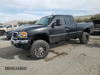 2007 GMC Sierra 2500HD SLE1 z VIN 1GTHK29D37E106700, wystawiony jako Copart lot #51186525 z przebiegiem 392 749 mil mil oraz Szkoda całkowita • Salvage title. Historia ofert i sprzedaży dostępna na DreamBid. Obrazek 1.