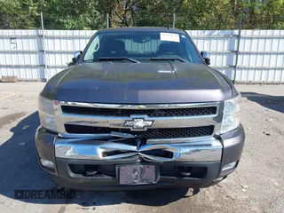 2011 Chevrolet Silverado 1500 LT with VIN 1GCPKSE37BF135726, listed as a IAAI auction lot 40485051 with 137,662 mi miles and . Bid and sale history available at DreamBid. Image 6.