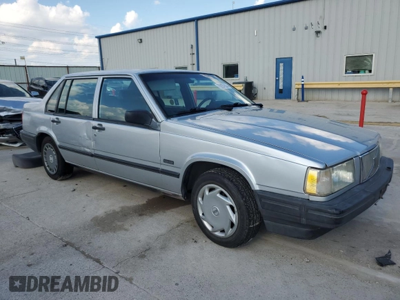 1994 Volvo 900 Action with VIN YV1JS831XR1164147, listed as a Copart auction lot 70037624 with 194,245 mi miles and Salvage title. Bid and sale history available at DreamBid. Image 4.