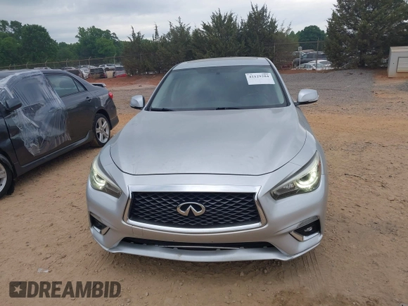 2018 Infiniti Q50 3.0t Luxe with VIN JN1EV7AR0JM433540, listed as a IAAI auction lot 42129284 with 105,966 mi miles. Bid and sale history available at carsss.com. Image 12.