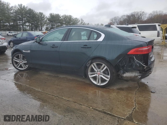 2017 Jaguar XE 35t Prestige z VIN SAJAK4BV0HA975202, wystawiony jako Copart lot #52014465 z przebiegiem 19 476 mil mil oraz Szkoda całkowita • Salvage title. Historia ofert i sprzedaży dostępna na DreamBid. Obrazek 2.